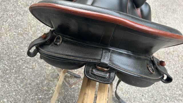 Sella da vaquera Ludomar  17.5" - 2020