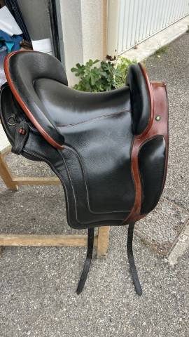 Sella da vaquera Ludomar  17.5" - 2020