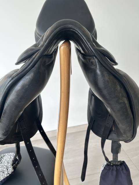 Sella da dressage Prestige Italia  17" - 2012