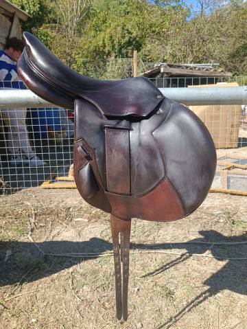 Sella da salto ostacoli Forestier  17.5" - 2014