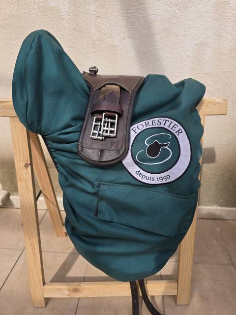 Sella da dressage Forestier  17" - 2022