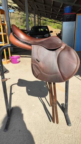 Sella da cross Ikonic  17" - 2024