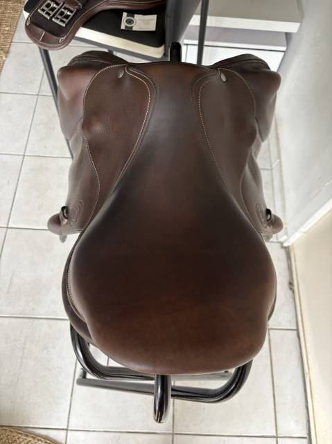 Sella da salto ostacoli Forestier  17" - 2023