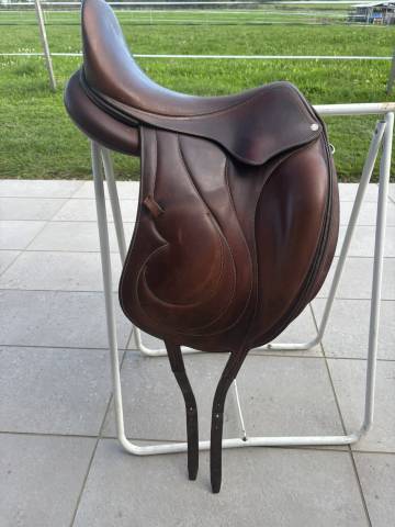 Sella da dressage Antarès  17.5" - 2017