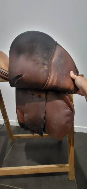 Sella da salto ostacoli Devoucoux  17.5" - 2009