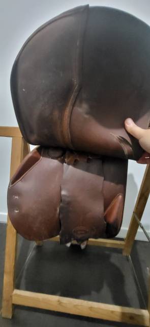 Sella da salto ostacoli Devoucoux  17.5" - 2009