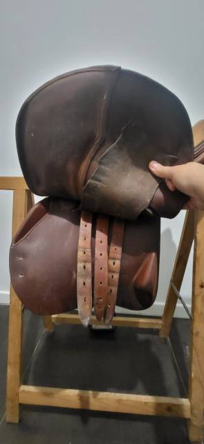 Sella da salto ostacoli Devoucoux  17.5" - 2009