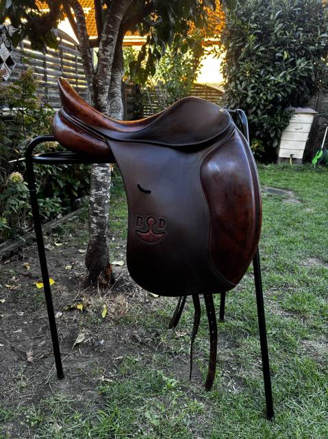 Sella da dressage Delgrange  17.5" - 2012