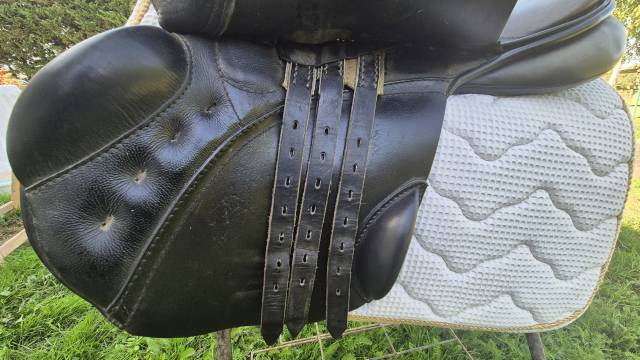 Sella da salto ostacoli Passier  17" - 2010