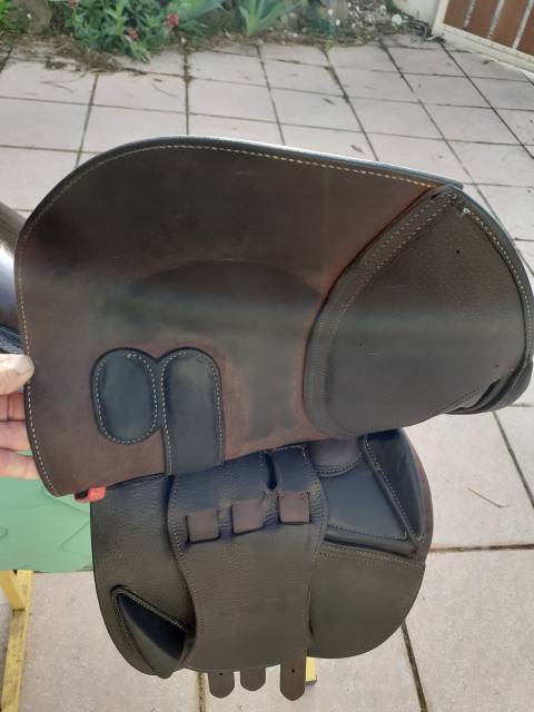 Sella da salto ostacoli GBS  17" - 2019