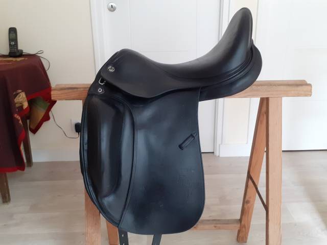 Sella da dressage Prestige Italia  17" - 2021