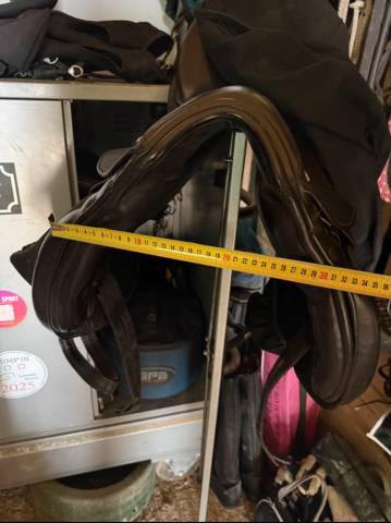 Sella da dressage Eric Thomas  17" - 2020
