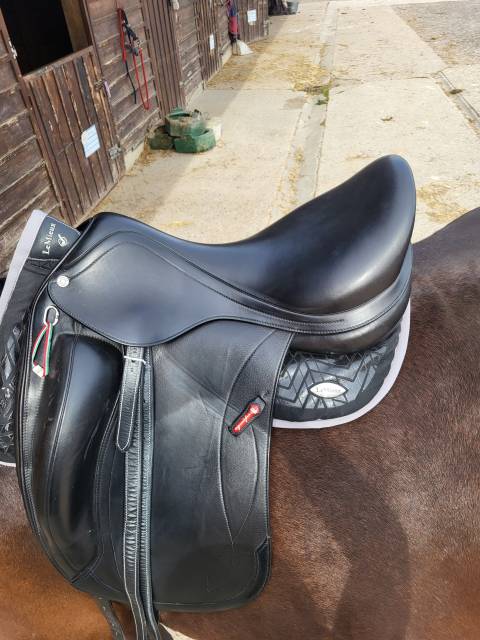 Sella da dressage Equipe  17.5" - 2019