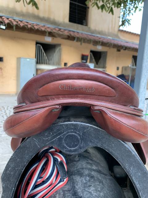 Sella da salto ostacoli Devoucoux  17.5" - 2021