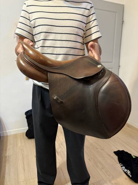Sella da salto ostacoli CWD  15.5" - 2019