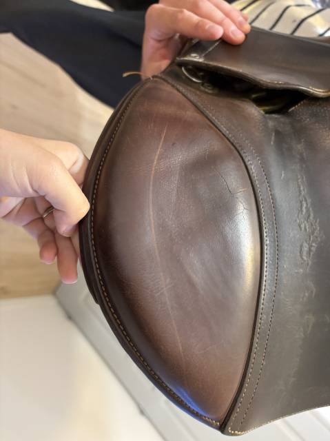 Sella da salto ostacoli CWD  15.5" - 2019