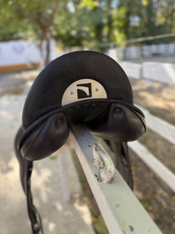 Sella da dressage Childeric  17.5" - 2021