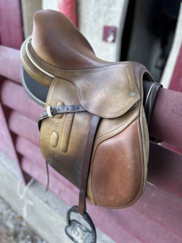 Sella da salto ostacoli GBS  17.5" - 2021