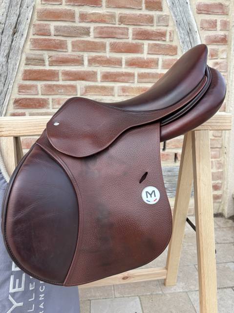 Sella da salto ostacoli Meyer  18" - 2024