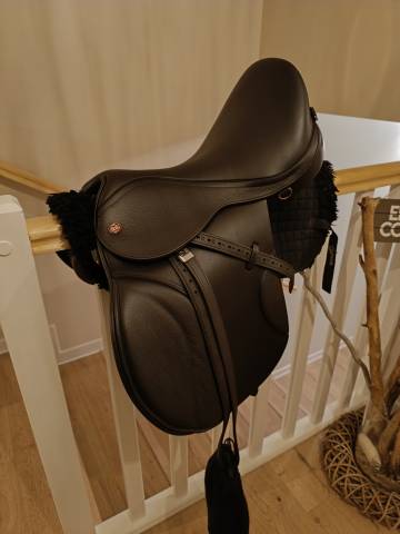 Sella mista KENT & MASTERS  17.5" - 2024