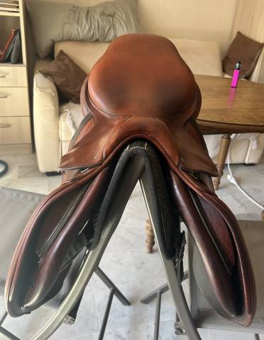 Sella da salto ostacoli CWD  18" - 2013