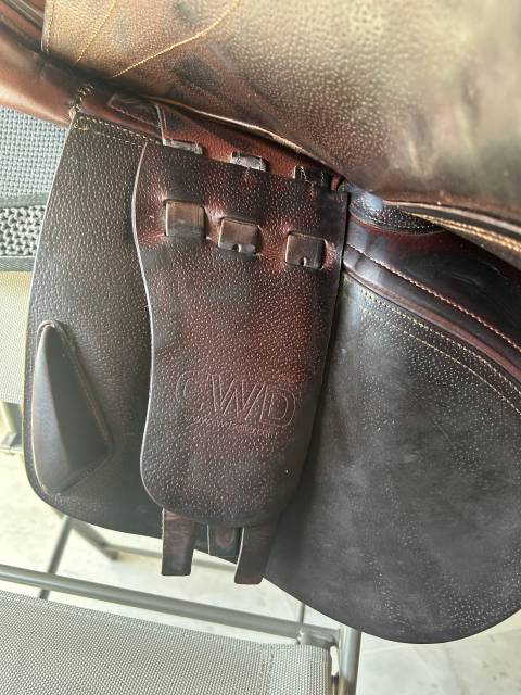 Sella da salto ostacoli CWD  18" - 2013