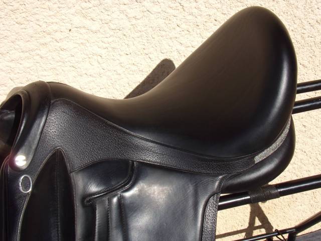 Sella da dressage Devoucoux  17.5" - 2022