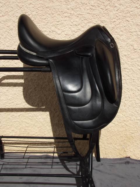 Sella da dressage Devoucoux  17.5" - 2022