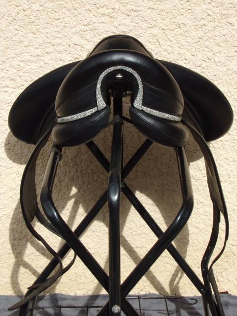 Sella da dressage Devoucoux  17.5" - 2022