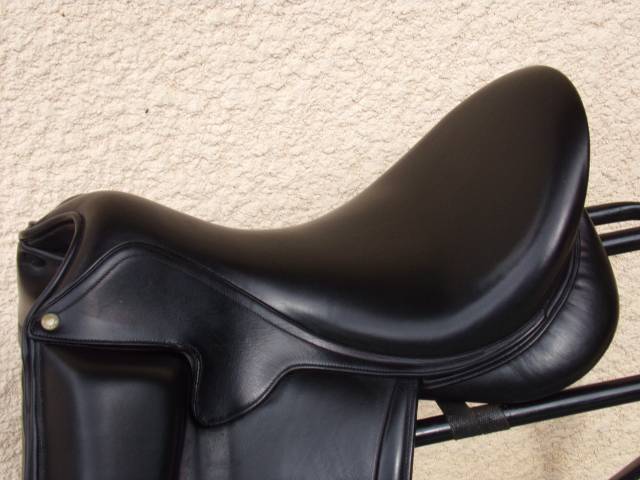 Sella da dressage Aulion  17.5" - 2019