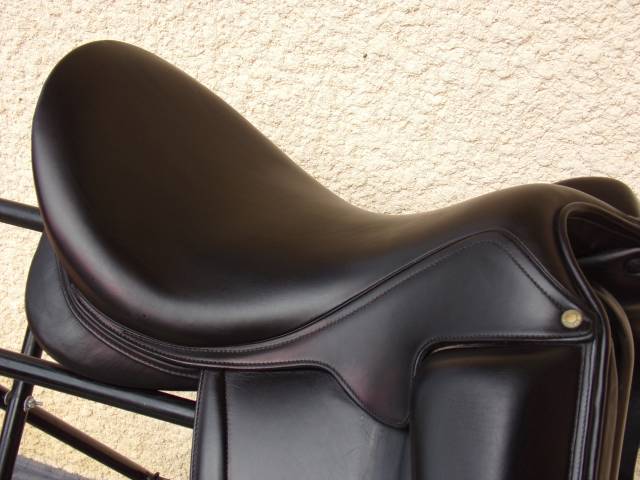 Sella da dressage Aulion  17.5" - 2020