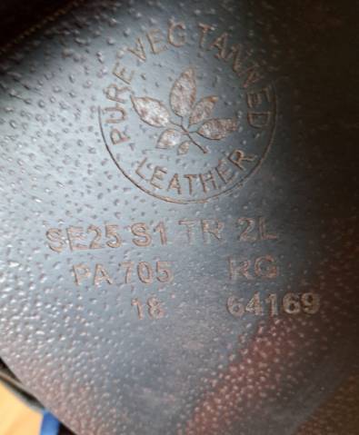 Sella da salto ostacoli CWD  17" - 2018