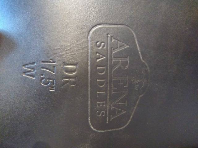 Sella da dressage Arena Dressage 17.5" - 2023