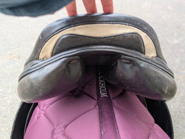 Sella da salto ostacoli Prestige Italia Meredith  17" - 2010