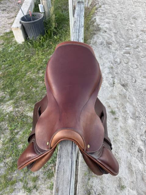 Sella da salto ostacoli Hervé Godignon  17" - 2015