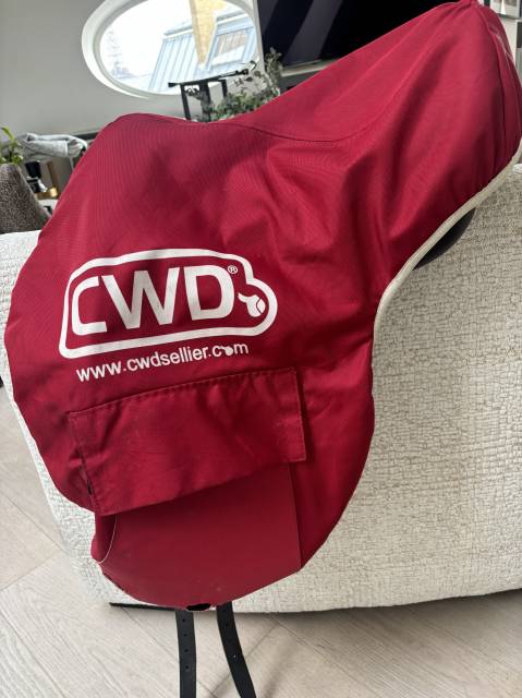 Sella da dressage CWD SE 37 18" - 2022