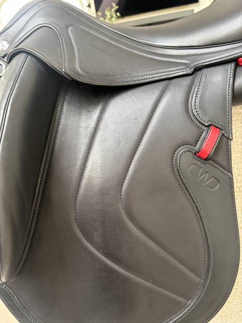 Sella da dressage CWD SE 37 18" - 2022