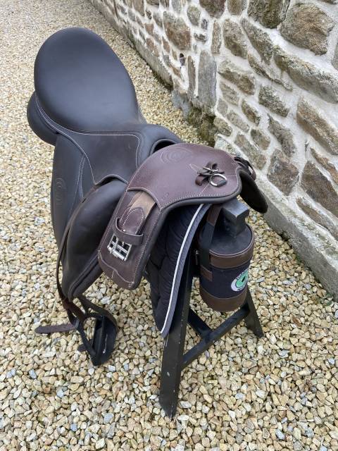 Sella da dressage Forestier  17.5" - 2021
