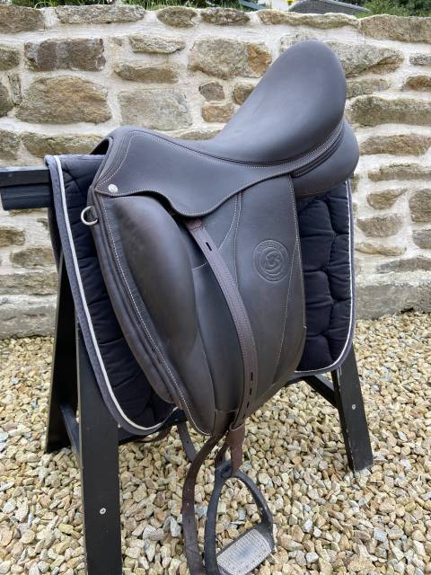 Sella da dressage Forestier  17.5" - 2021