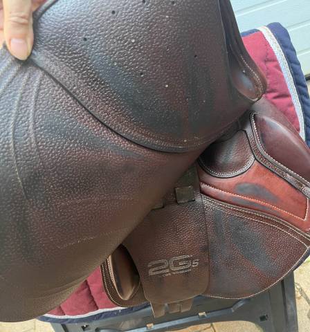 Sella da salto ostacoli CWD  17" - 2020