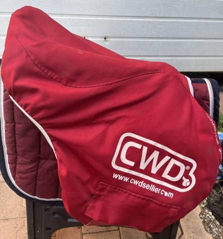 Sella da salto ostacoli CWD  17" - 2020