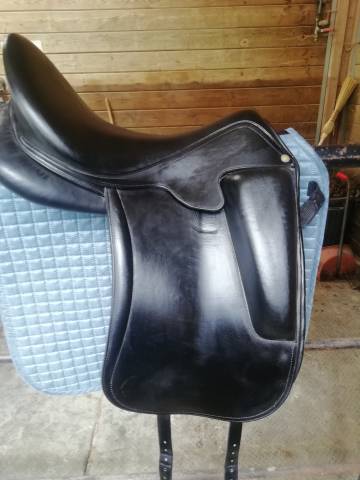 Sella da dressage Aulion Dressage  17" - 2024