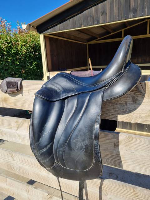 Sella da dressage Antarès  17.5" - 2018