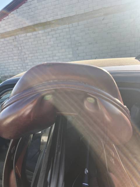 Sella da salto ostacoli Equipe  17" - 2020