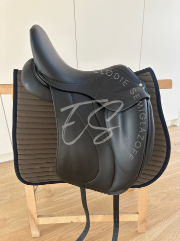 Sella da dressage Antarès  17" - 2011