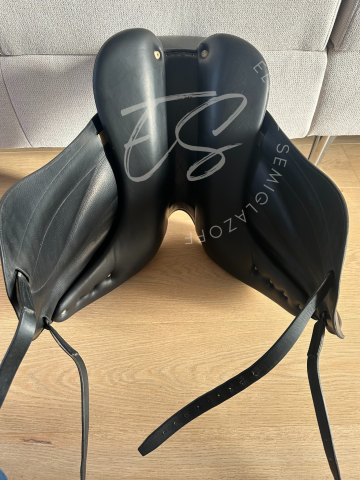 Sella da dressage Antarès  17" - 2011