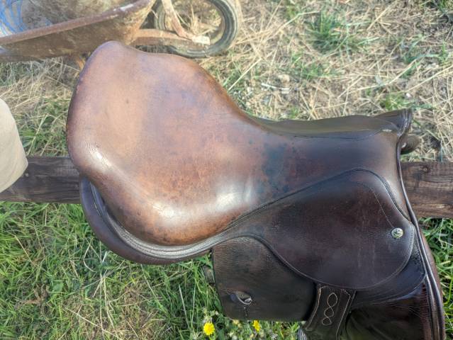 Sella da salto ostacoli CWD  17" - 2005