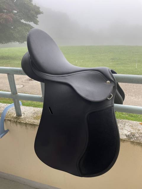 Sella mista Wintec  17" - 2023