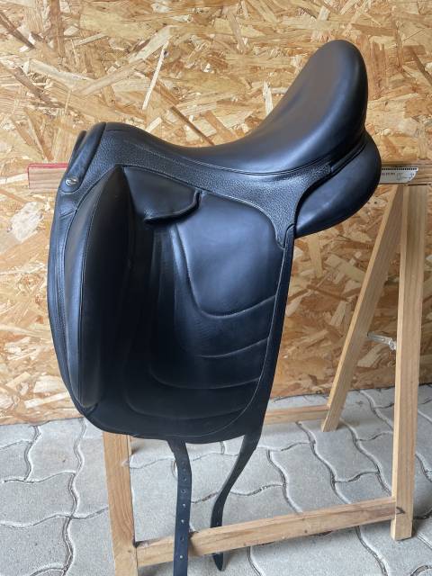 Sella da dressage Devoucoux  17.5" - 2021