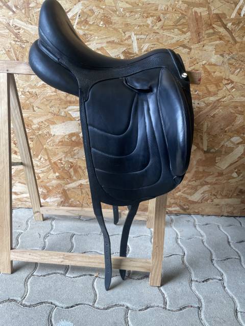 Sella da dressage Devoucoux  17.5" - 2021